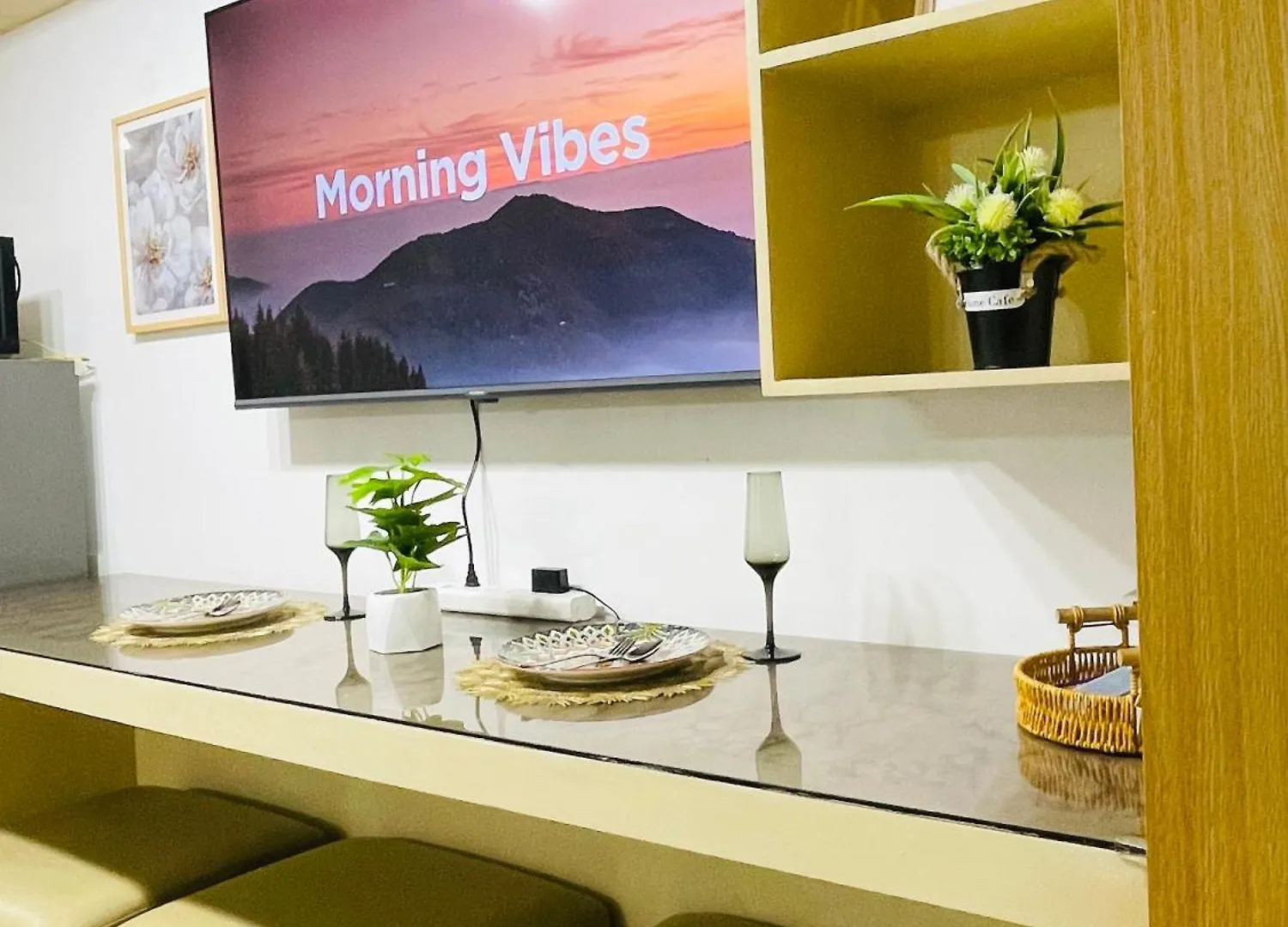 Apartment Cozy Staycation Near Naia And Moa By Aiza Manila