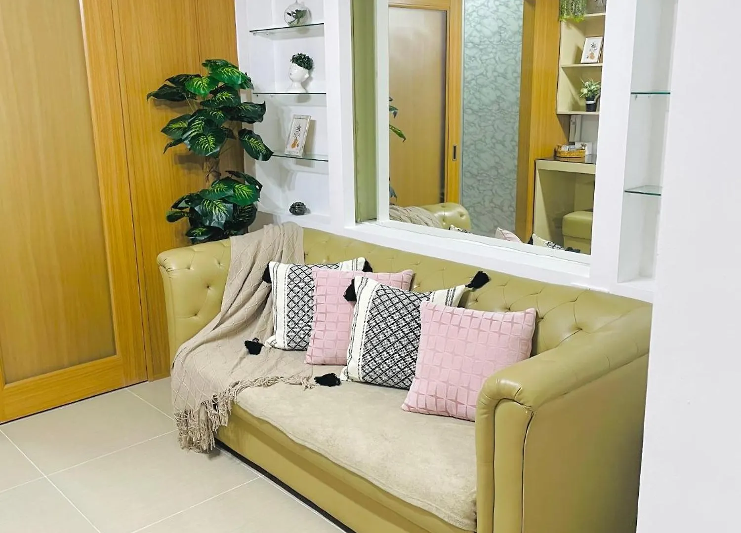 Cozy Staycation Near Naia And Moa By Aiza Manila