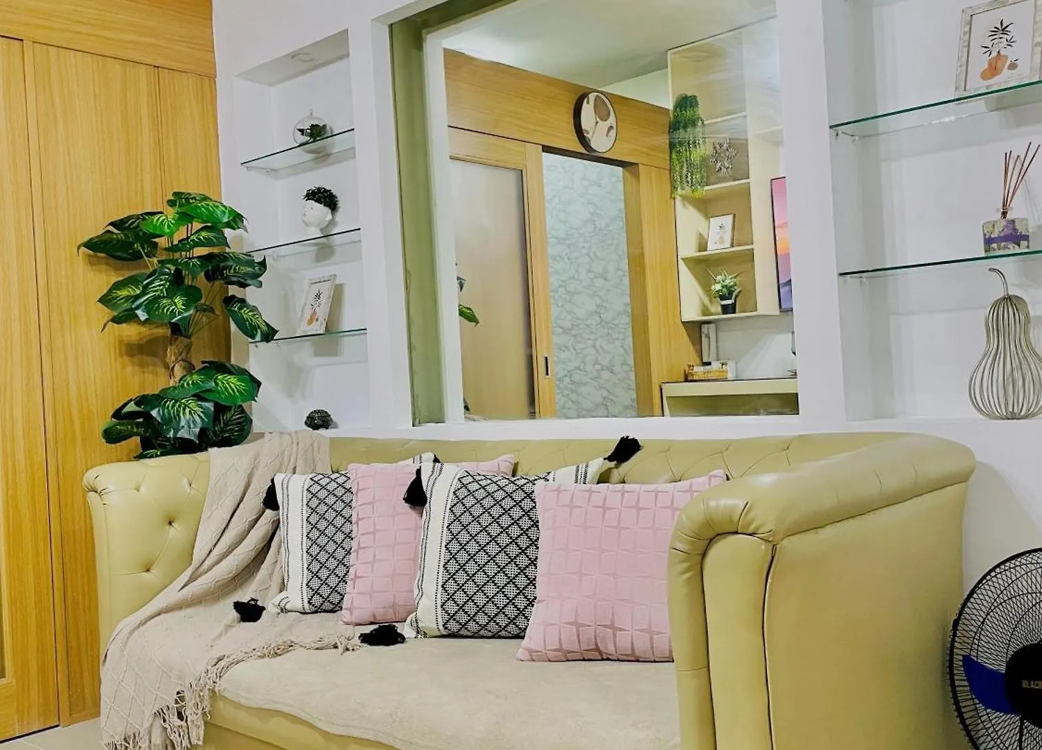 Daire Cozy Staycation Near Naia And Moa By Aiza Manila